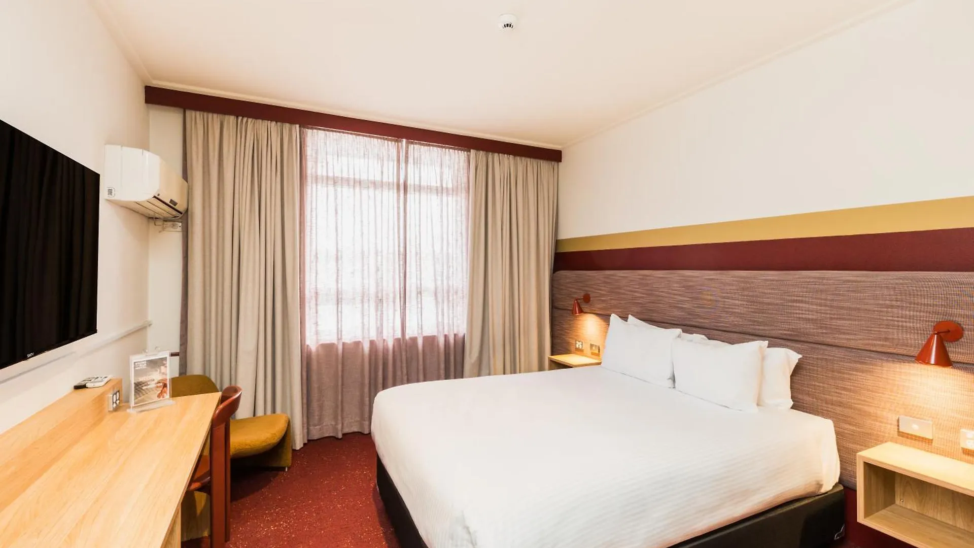 Statesman Hotel Camberra
