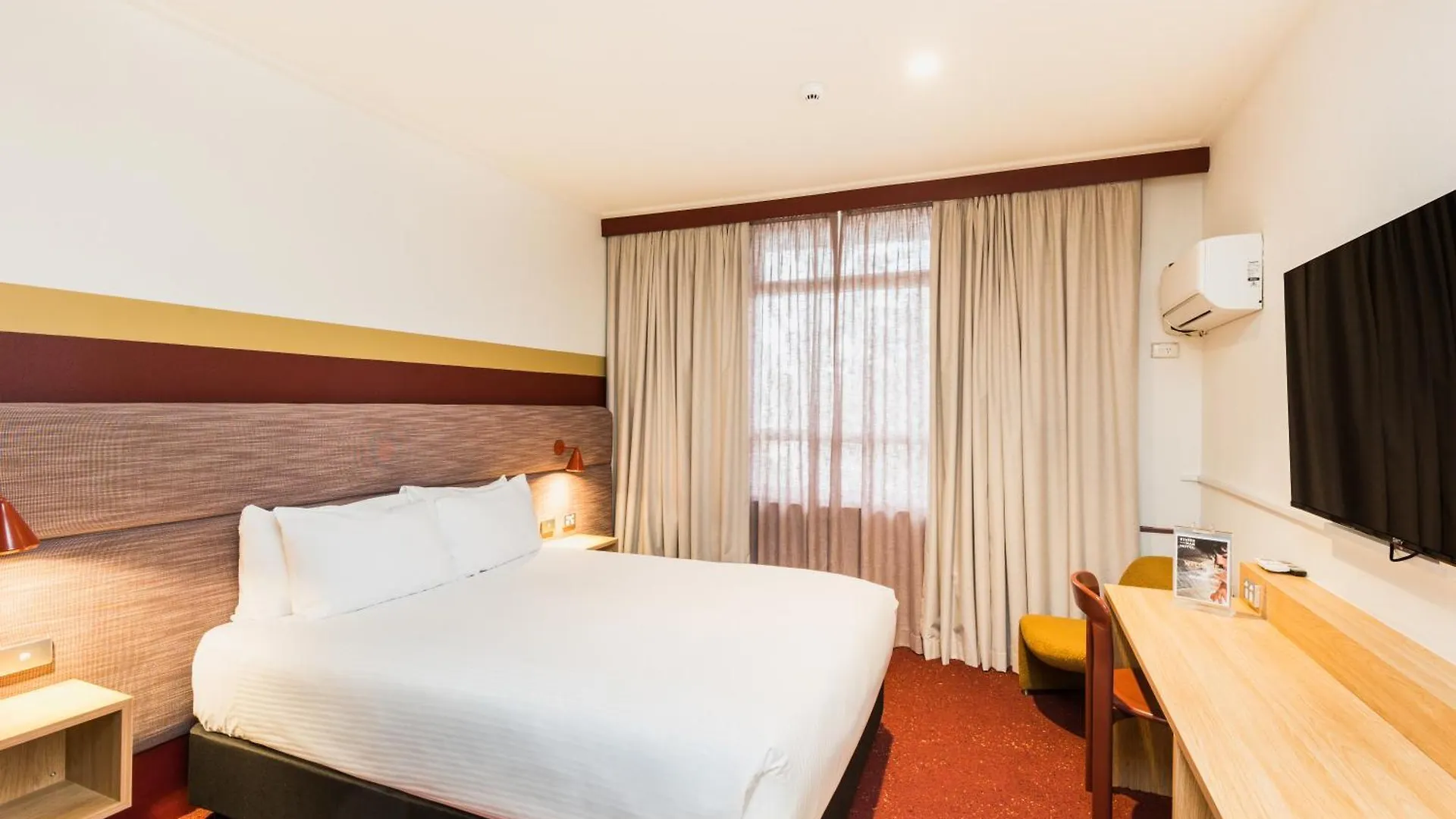 Statesman Hotel Camberra Motel