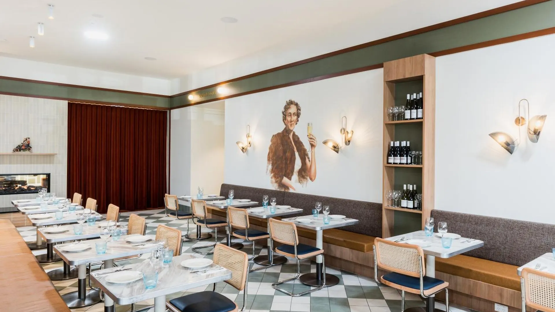 *** Motel Statesman Hotel Canberra Australien