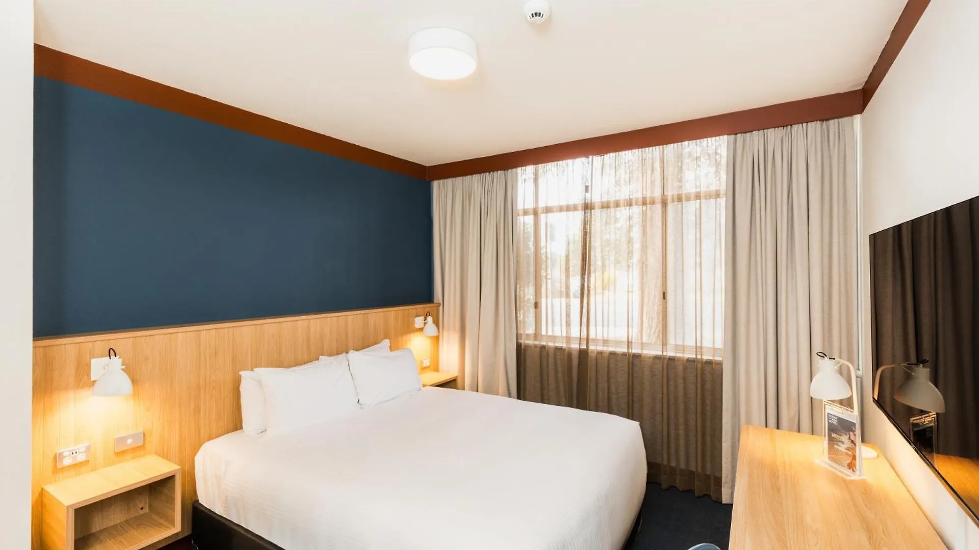 Statesman Hotel Canberra